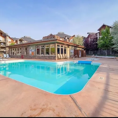 Mountain Getaway Condo - 5 Min Walk To The Beach! Invermere Exterior photo